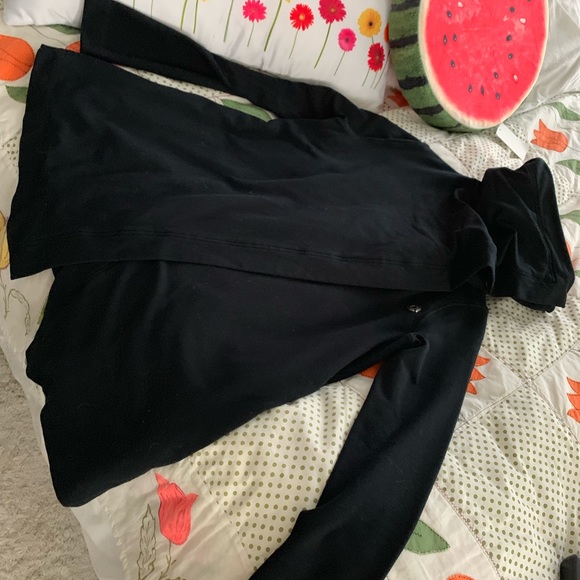 Warm & cozy Lululemon wrap size 4 - Picture 5 of 5